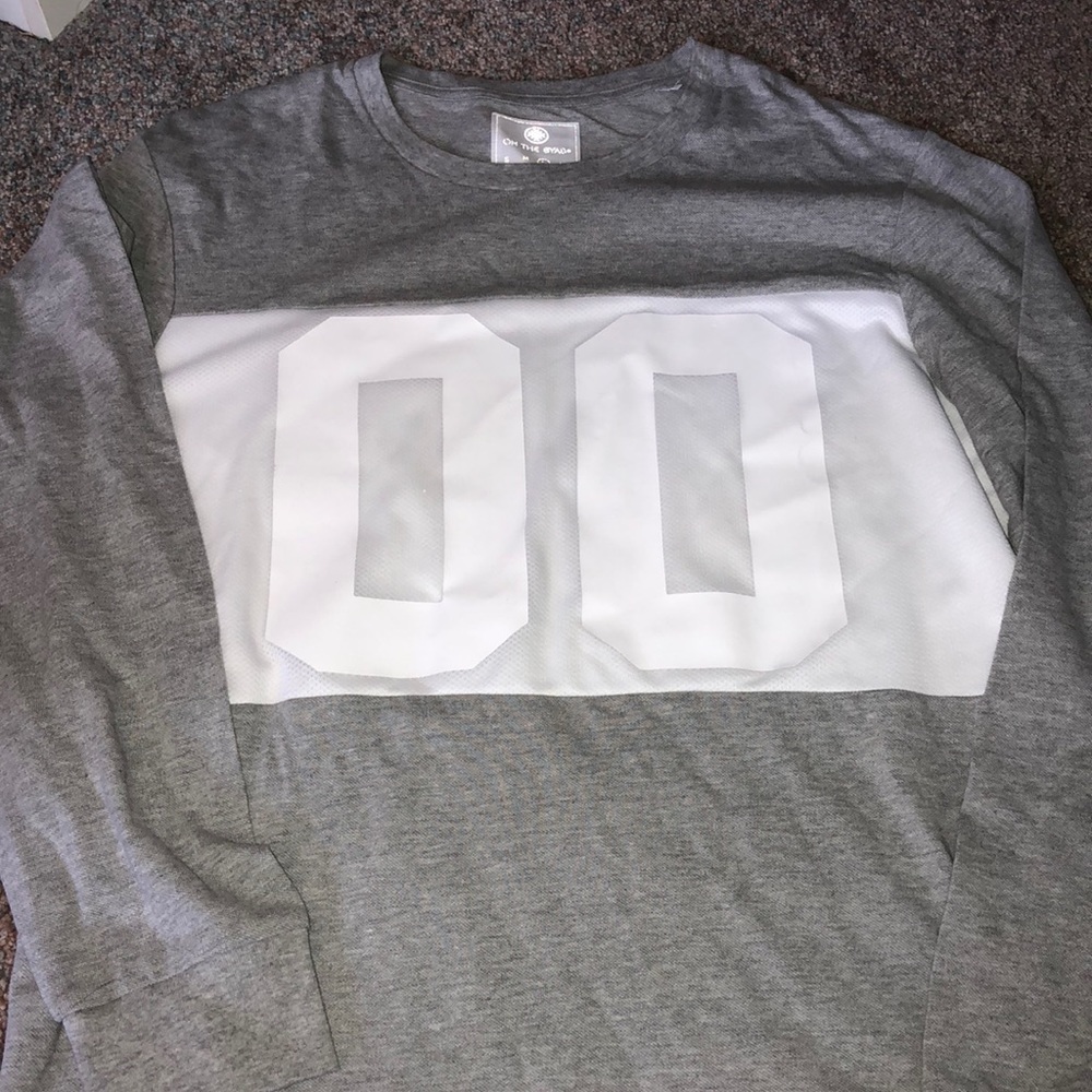 00 long sleeve